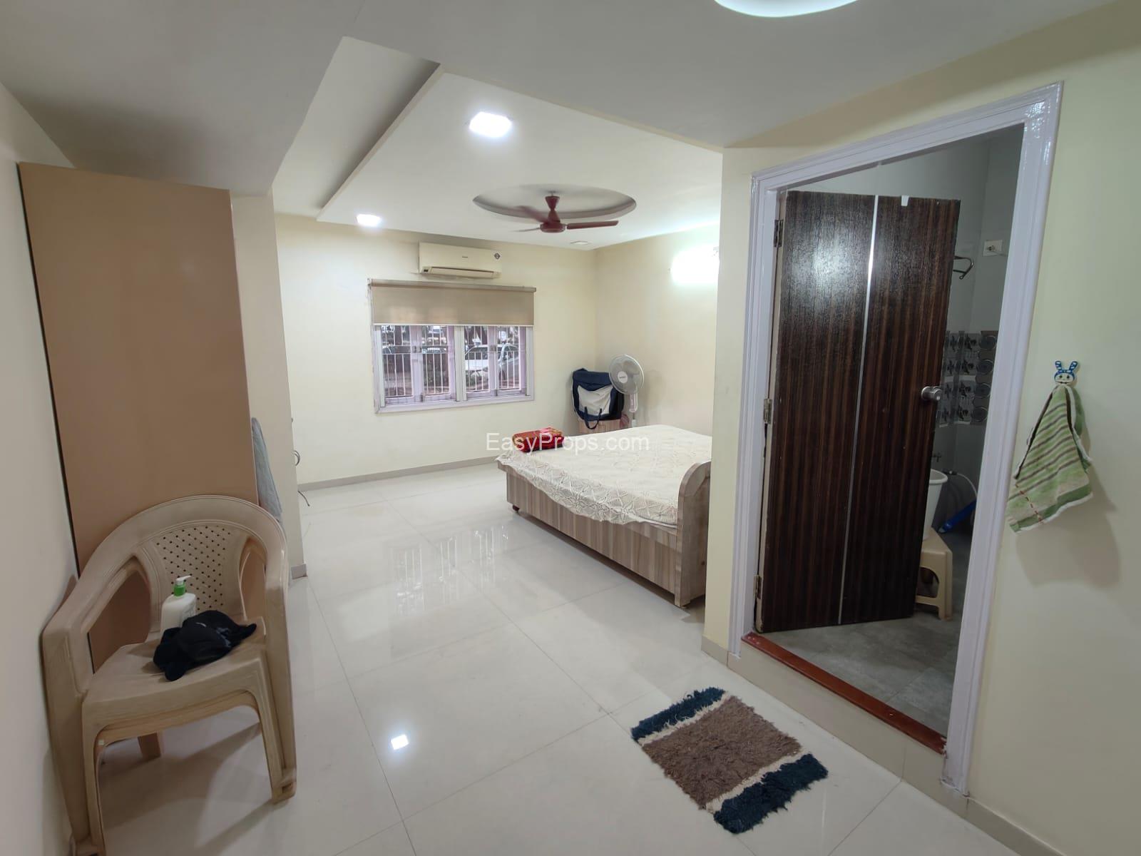 4 BHK Flat 